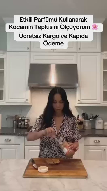 For Man De Luxe Etkileyici Parfüme 1 Alana 1 Bedava
